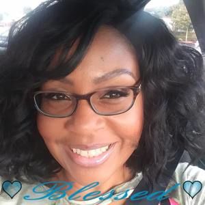 Meet your Posher, Stacy